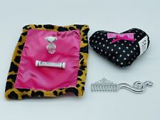 Bratz Pampered Pupz Yasmin Bundle Cushion, Blanket, Cat, Comb & Certificate