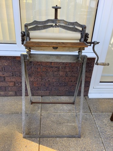Vintage cast iron mangle - , agme