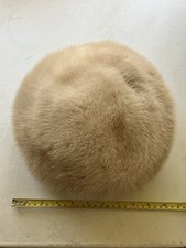 Nw4 Vintage Edna Wallace Fur Hat Full Head Design Great Condition
