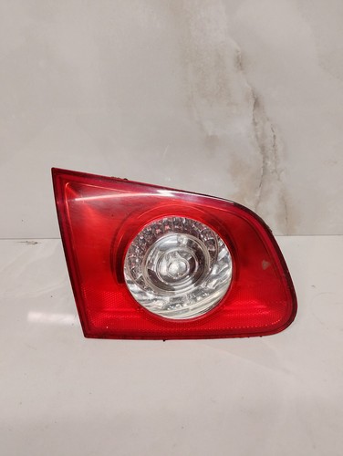 Volkswagen passat tail light - volkswagen,