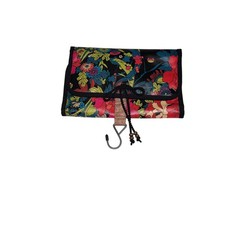 Sakroots Hanging Travel