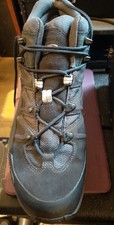 SALOMON QUEST ROVE HIKING