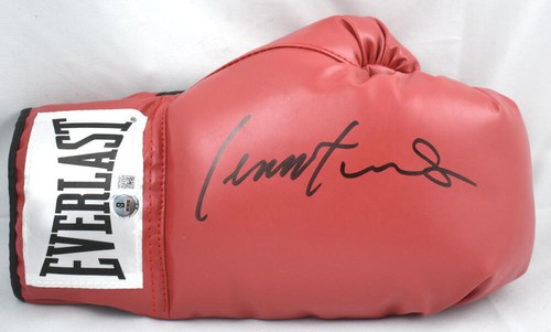 Lennox lewis autographed - lewis, red