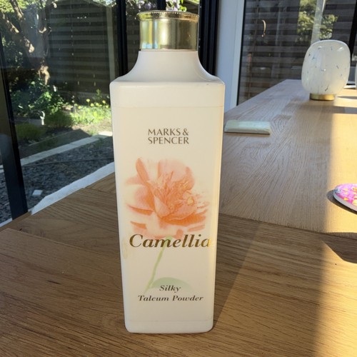 Camellia performed talc - m&s,