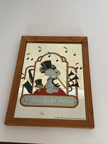 Snoopy mirror razzle dazzle - snoopy,