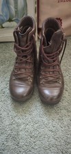 Altberg defender boots size 8M