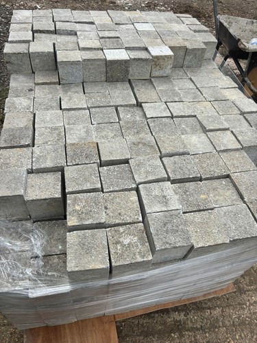 Granite cobble stones - cobble,
