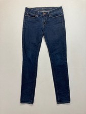 LEVI’S SLIGHT CURVE SKINNY