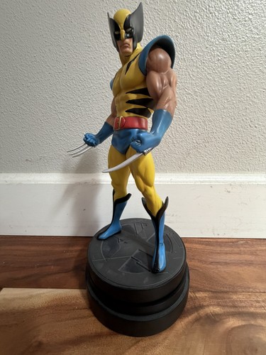 Bowen wolverine statue - wolverine,