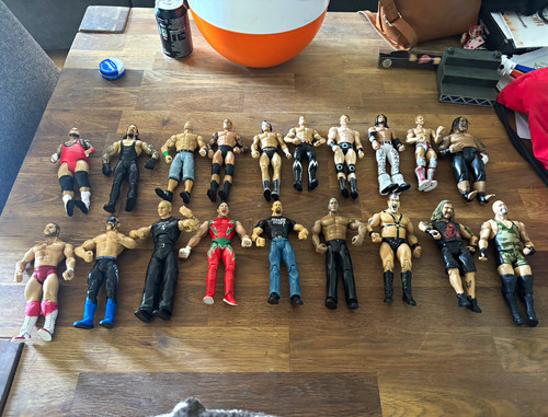 Wwe mixed lot wrestling - wwe,