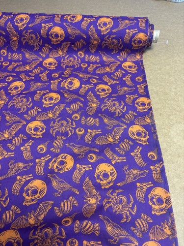 Metres purple skulls gothic - metres,