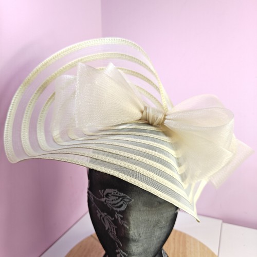 Ivory cream bow fascinator - cream,