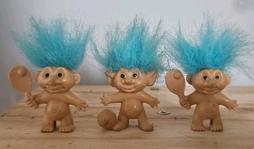 Vintage tennis trolls - vintage, pencil