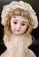 JUMEAU SFBJ 230 ANTIQUE DOLL