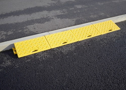Premium heavy duty - heavy, kerb