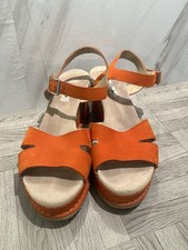 Women's Clarks Narrative