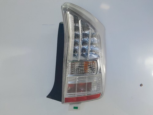2010 toyota prius taillight - 2010, w3