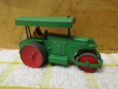 Dinky toy 25p 251 - toy, no