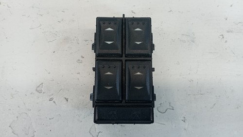 3s7t14a132ba front window - front,