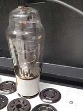  807 Cossor Valve Ceramic Base