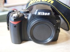Nikon D D40 6.1MP CCD Digital
