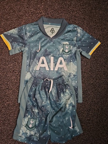 Tottenham hotspur third - tottenham,