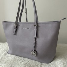 Michael Kors Jet Set Saffiano