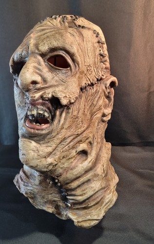Texas chainsaw massacre - chainsaw,