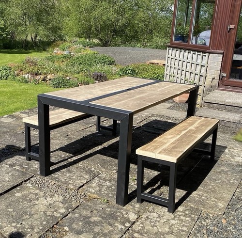 Garden table rustic - garden,