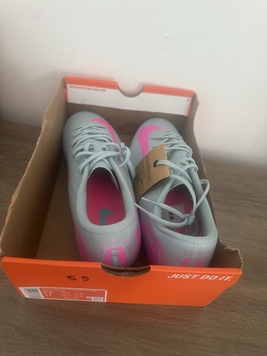 Nike mercurial football boots - football,