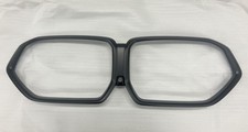 Front bumper kidney grille - front,