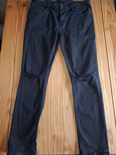 Black w34 l32 river - black,