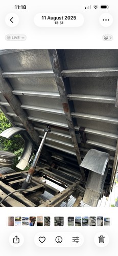 Tipper ram and - ram, pump