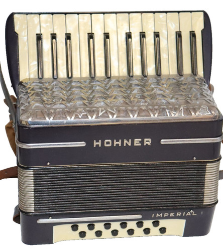 Vintage accordion hohner - accordion,