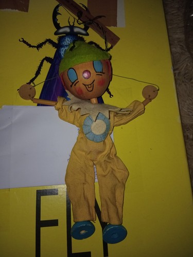 Pelham puppet large - pelham, wooden