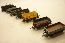7 x HORNBY 00 gauge  WAGONS -