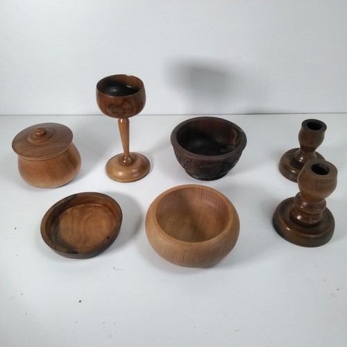Carved wooden oranaments - x7,