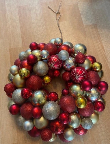 Handmade bauble wreath - handmade,