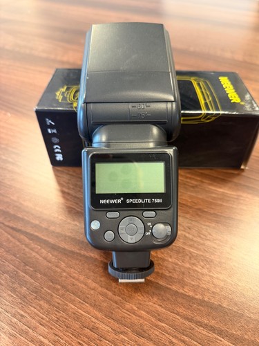 Neewer speedlite 750 - speedlite,