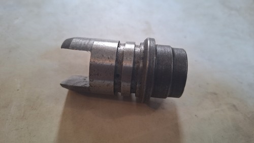 Triumph tappet guide block - triumph,