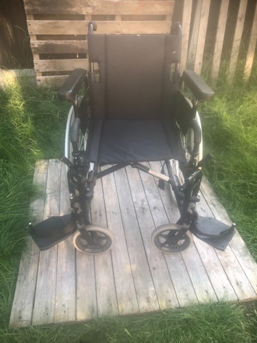 Invacare action 2000 - s,