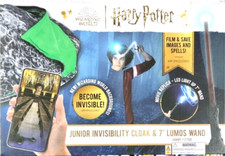 Harry Potter JUNIOR INVISIBILITY CLOAK & 7" LUMOS LED LIGHT UP WAND Play Set