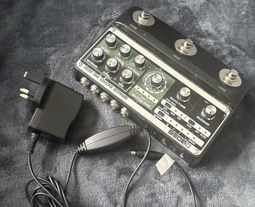 Boss 202 space echo delay - re-202,