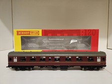 Hornby TT:120 BR MK1 Composite Corridor E15468