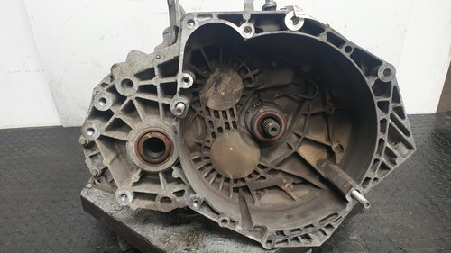 Vauxhall insignia gearbox 2013 - vauxhall,