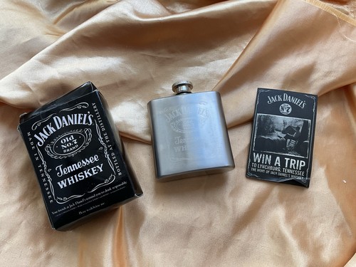 Genuine jack daniel old 7 - genuine, daniel's