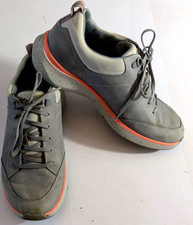 Clarks Wave Walk Ladies Size 6
