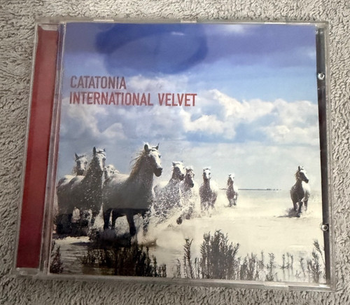 Catatonia international - -,
