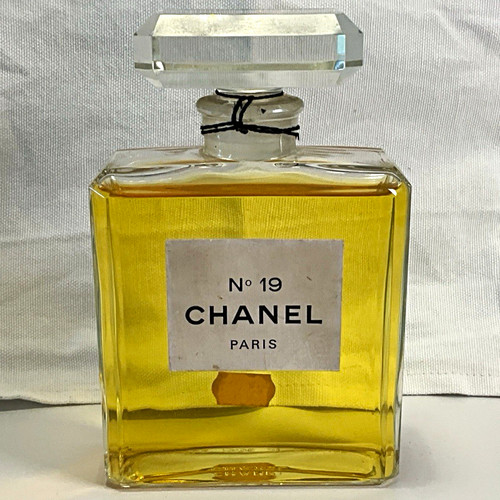 Chanel paris factice - chanel, n°19