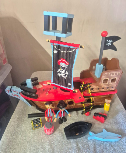 Wooden pirate ship playset - pirate,